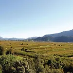 Lovely In Nyaraló