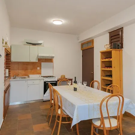 In With Kitchen *