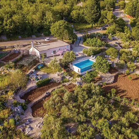 Сasa de vacaciones In With Kitchen Vrgorac